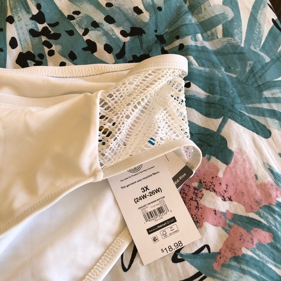 Time and Tru White Plus Size Bikini- NWT - Picture 7 of 9